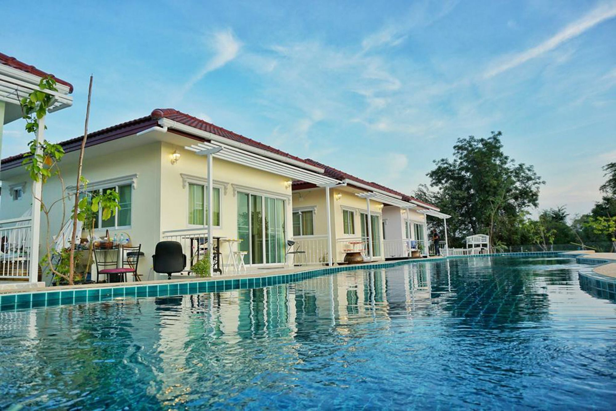 Sky And Water Resort Cha-Am Luaran gambar